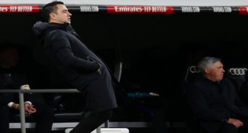 بعد استبعاده لخماسي برشلونة.. "إيران" تعطل سفر تشافي إلى الولايات المتحدة